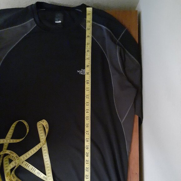 The North Face Activewear Top - Picture 13 of 14